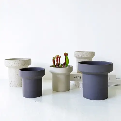 Chậu gốm dáng ống khói – phong cách Bắc Âu tối giản